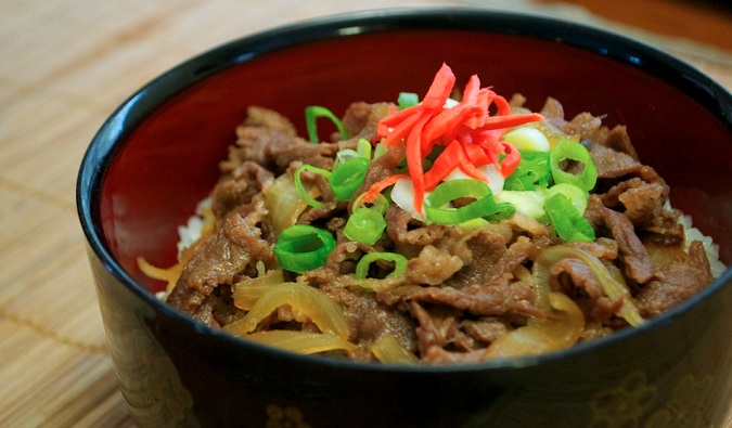 Gyudon is a good way to eat a balanced meal for a very cheap price